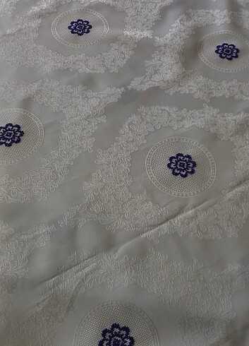 Diğer Kanevice islemeli masa ortusu