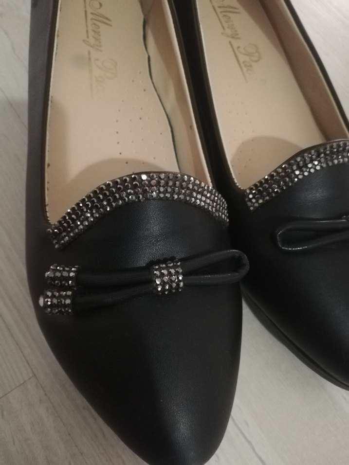 Siyah Tokalı Kadın Topuklu Düz Ayakkabı - Görsel 2