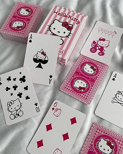 Diğer Hello Kitty İskambil Destesi