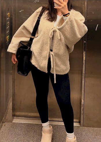 Kadın Bağlamalı Yarasa Hırka Bej - Görsel 2