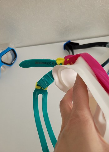 Renkli Elastik Yüzücü Gözlükleri - Görsel 3