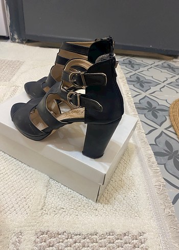 Siyah Yılan Desenli Tokalı Platform Topuklu Kadın Ayakkabı - Görsel 2