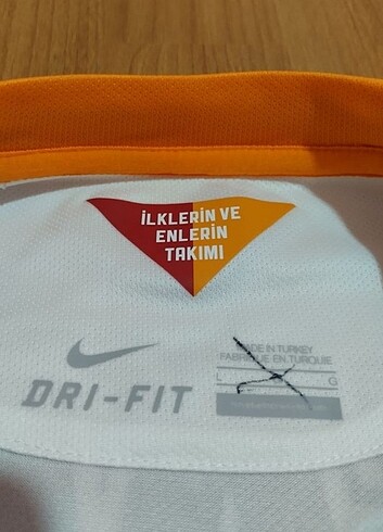 l Beden beyaz Renk Erkek Galatasaray forması 