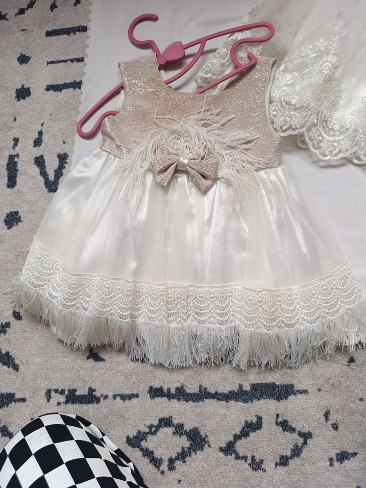 Kız Çocuk Beyaz Dantel İşlemeli Straplez Elbise - Görsel 2