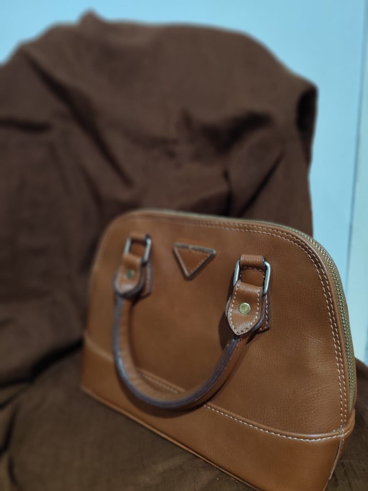 Bej Deri Kadın El Çantası - Görsel 2