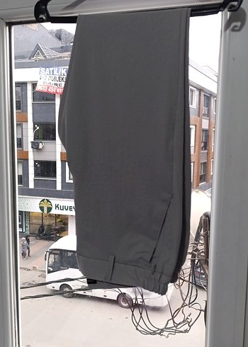 Kadın Siyah Pilili Kumaş Pantolon - Görsel 7