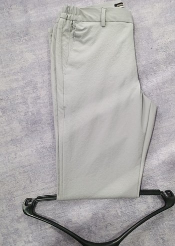 Kadın Siyah Pilili Kumaş Pantolon - Görsel 2