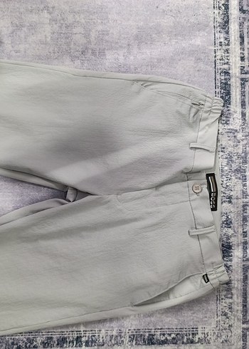 Kadın Siyah Pilili Kumaş Pantolon - Görsel 3