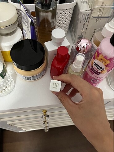 Maybelline Maybelline kırmızı ruj 118