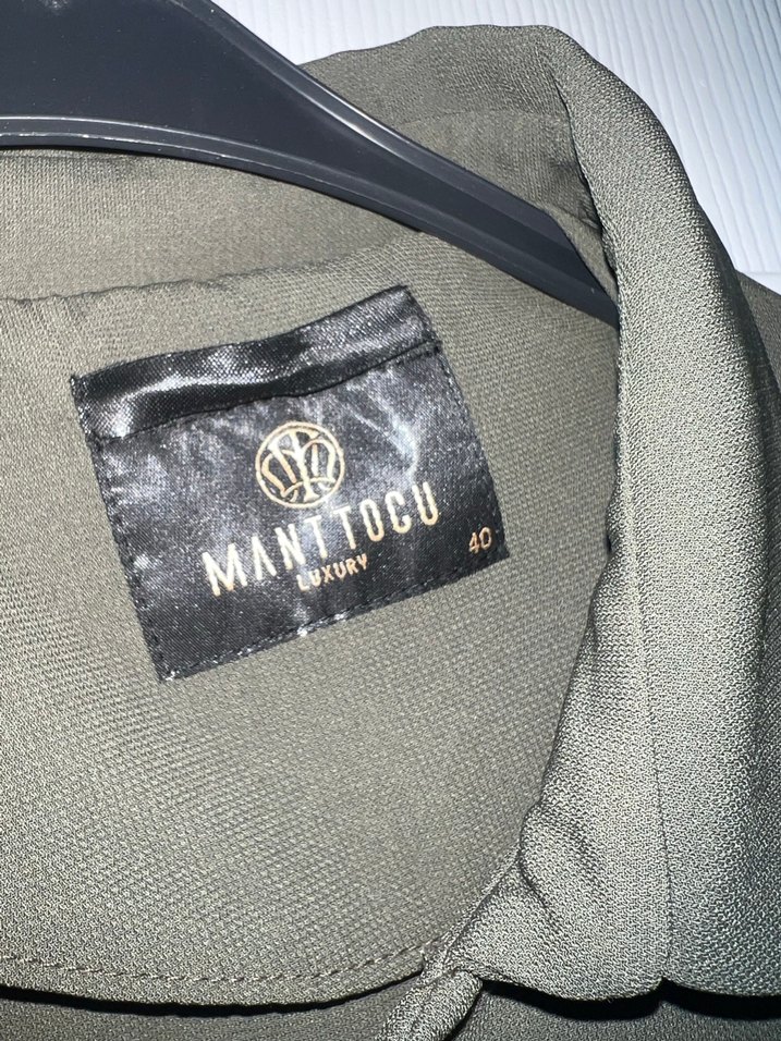 Düğmeli Uzun Kadın Ferace- Haki - Görsel 4