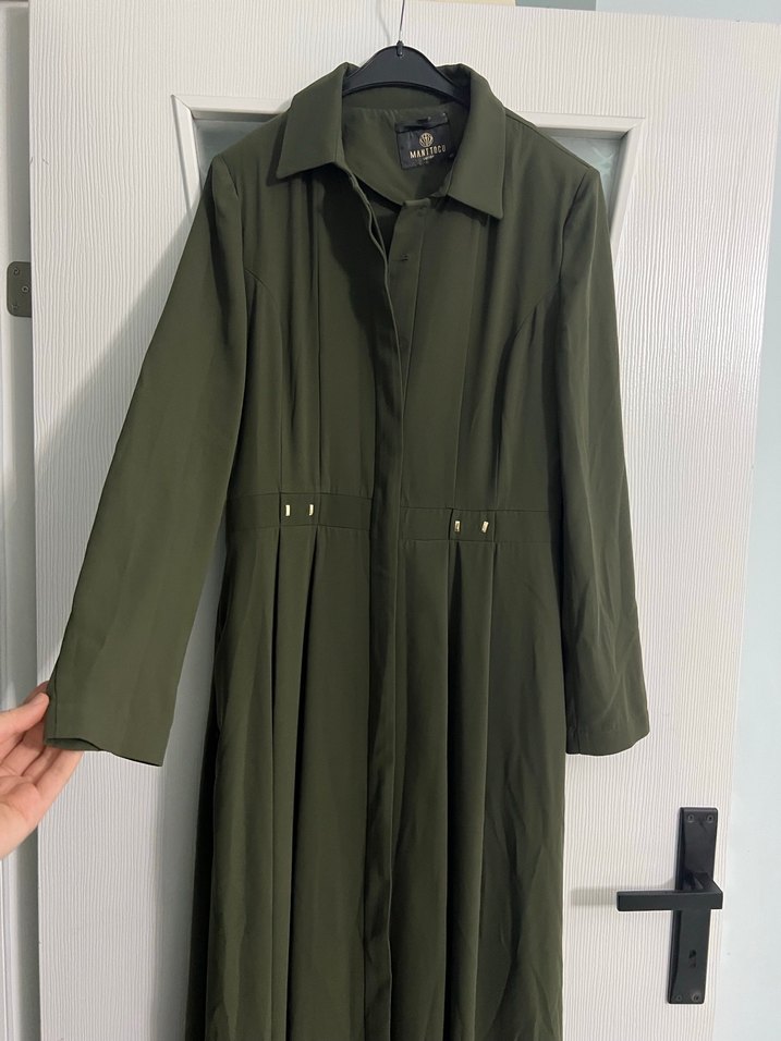 Düğmeli Uzun Kadın Ferace- Haki - Görsel 2