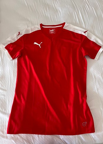 Kırmızı V Yaka Kısa Kollu Puma Tişört