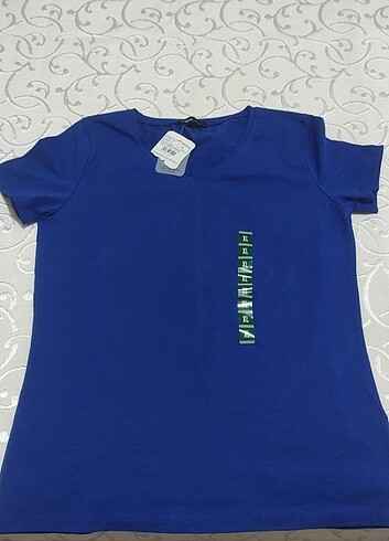 Kadın kisakollu t-shirt 