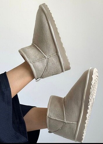 38 Beden Ugg bot