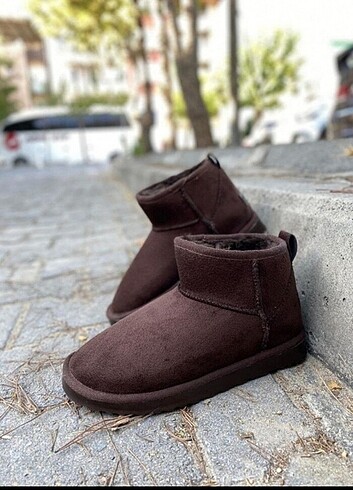 36 Beden Ugg bot 