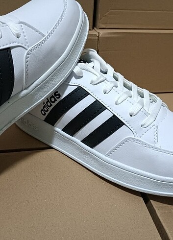 39 Beden beyaz Renk Adidas neo