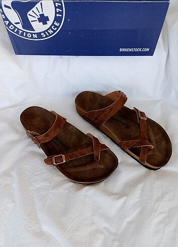 Birkenstock çapraz terlik 