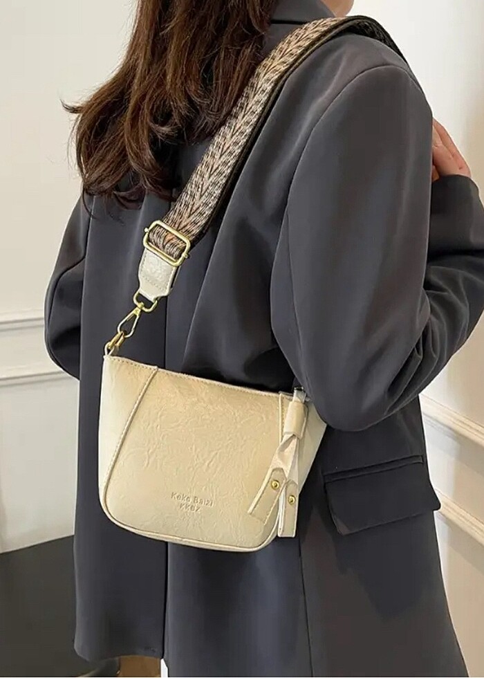 Kadın Kol Çantası - Görsel 2