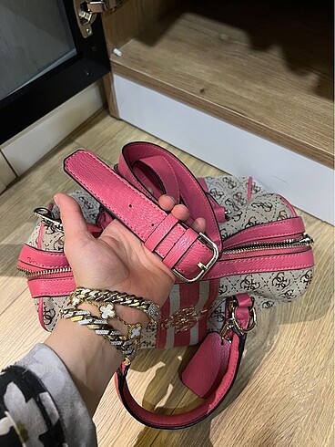 Guess Orjinal çanta