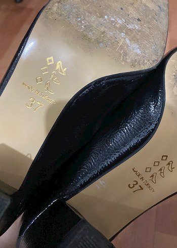 Siyah topuklu ayakkabı - Görsel 4