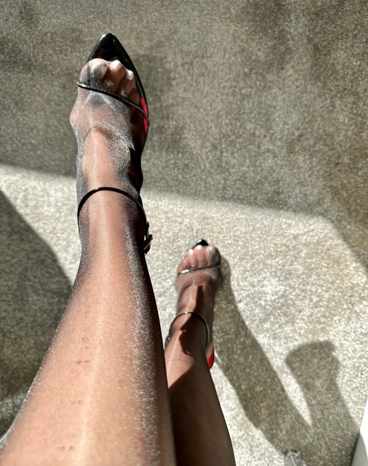 Parlak Kırmızı Bağcıklı İnce Topuklu Stiletto - Görsel 2