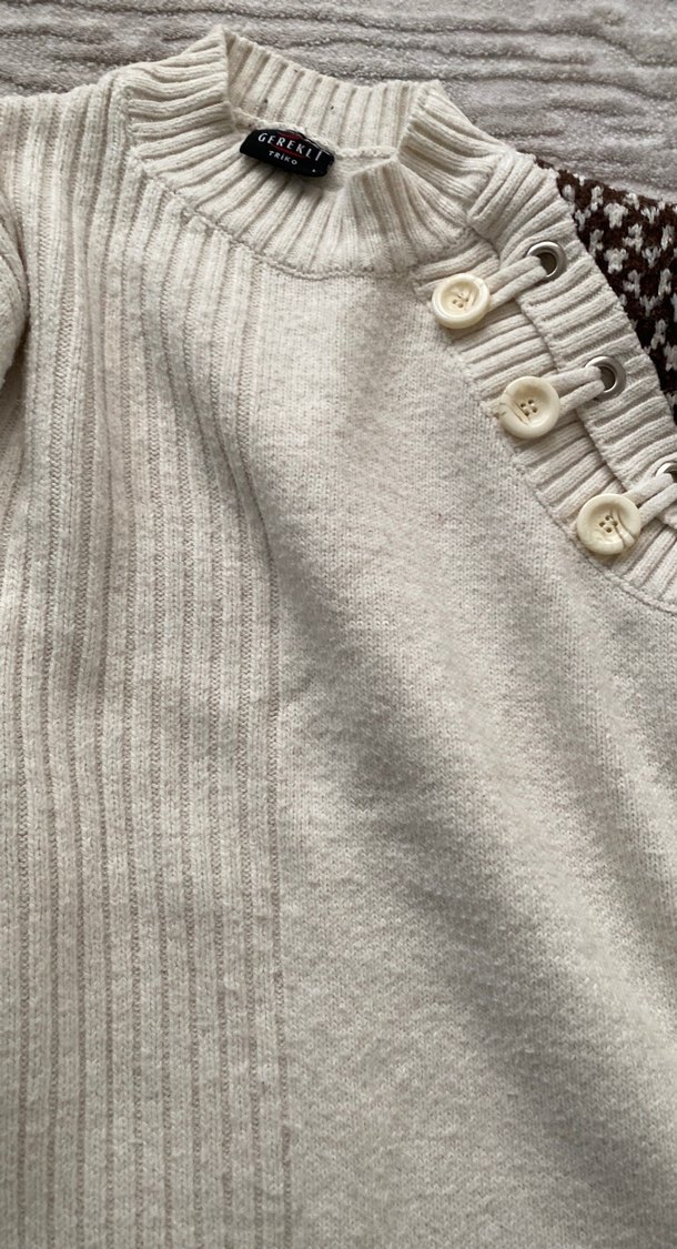 Düğmeli Yüksek Yakalı Gri Kadın Kazak - Görsel 2