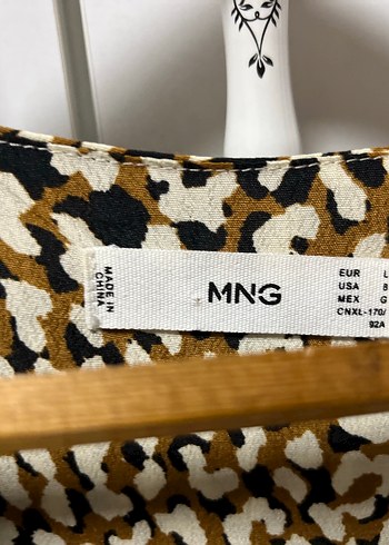 Mango Zincir Detaylı Yılan Desenli Uzun Tunik
