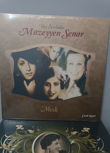 Diğer Plak Müzeyyen Senar
