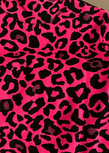 Pembe Leopar Desenli Uzun Kollu Balıkçı Yaka Bluz - Görsel 6