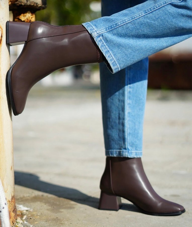 Kahverengi Deri küt burun Topuklu Kadın Bot - Görsel 4