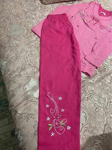 Diğer Pijama takımı
