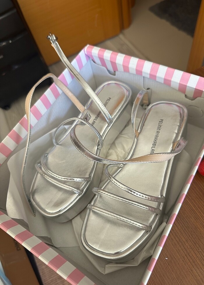 Gümüş sandalet - Görsel 2