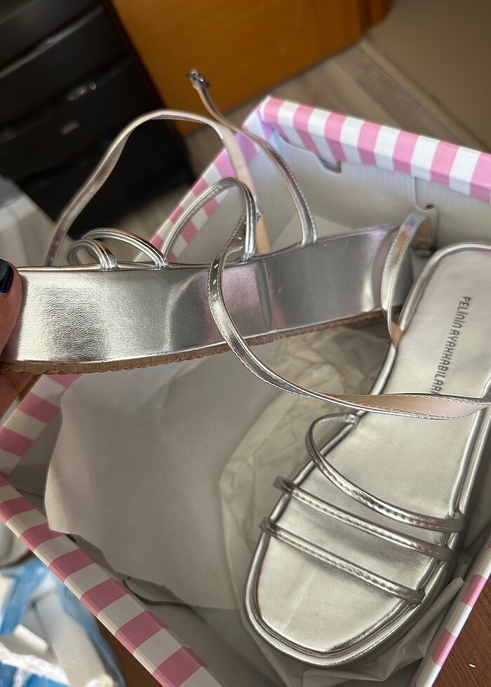 Gümüş sandalet - Görsel 3