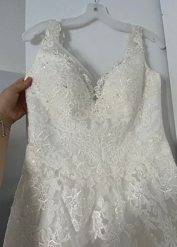 Dantel İşlemeli V Yaka Beyaz A Kesim Gelinlik - Görsel 6