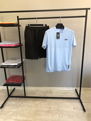Under Armour şortlu takım