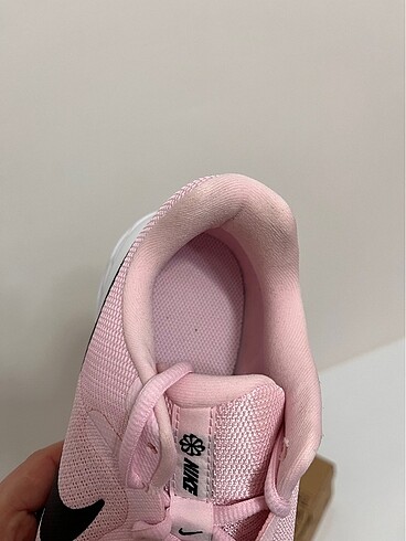 40 Beden pembe Renk Nike ayakkabı