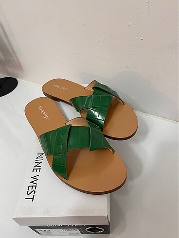 Nine West Nine west