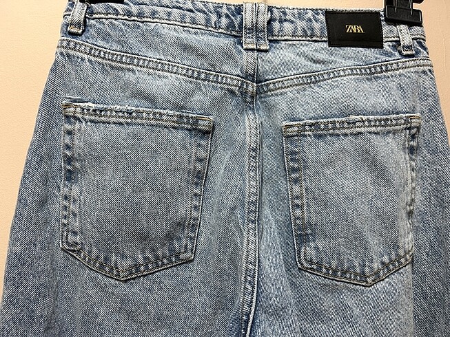 38 Beden mavi Renk ZARA ORJINAL 38 Beden 2 adet Jeans