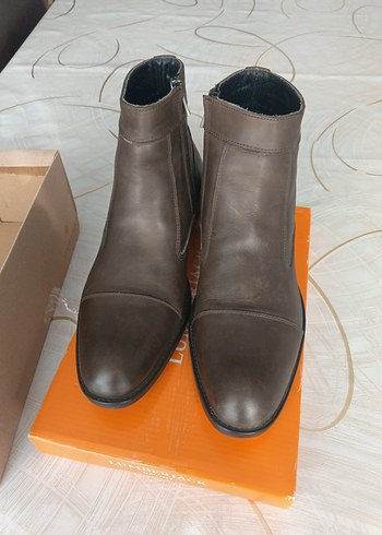 HAKİKİ DERİ ERKEK BOT - Görsel 2