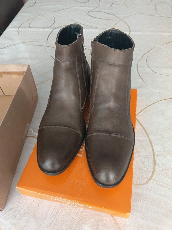 HAKİKİ DERİ ERKEK BOT - Görsel 2