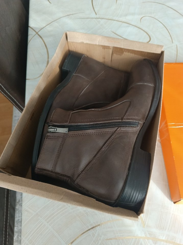 HAKİKİ DERİ ERKEK BOT - Görsel 5