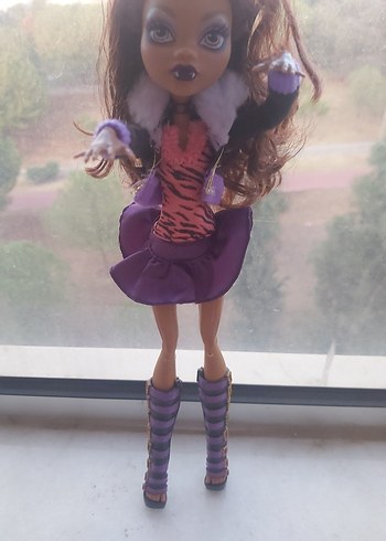 Beden Renk 2008 Clawdeen wolf Monster high