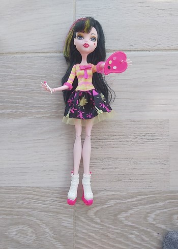 Monster High 2008 monster high draculara Sanatçı Bebek