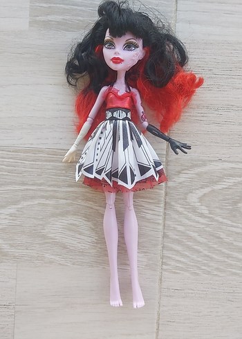 Monster High Monster High Operetta Hauntlywood