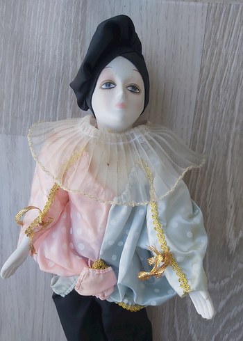 Pastel Renkli Beyaz Figürin - Görsel 2