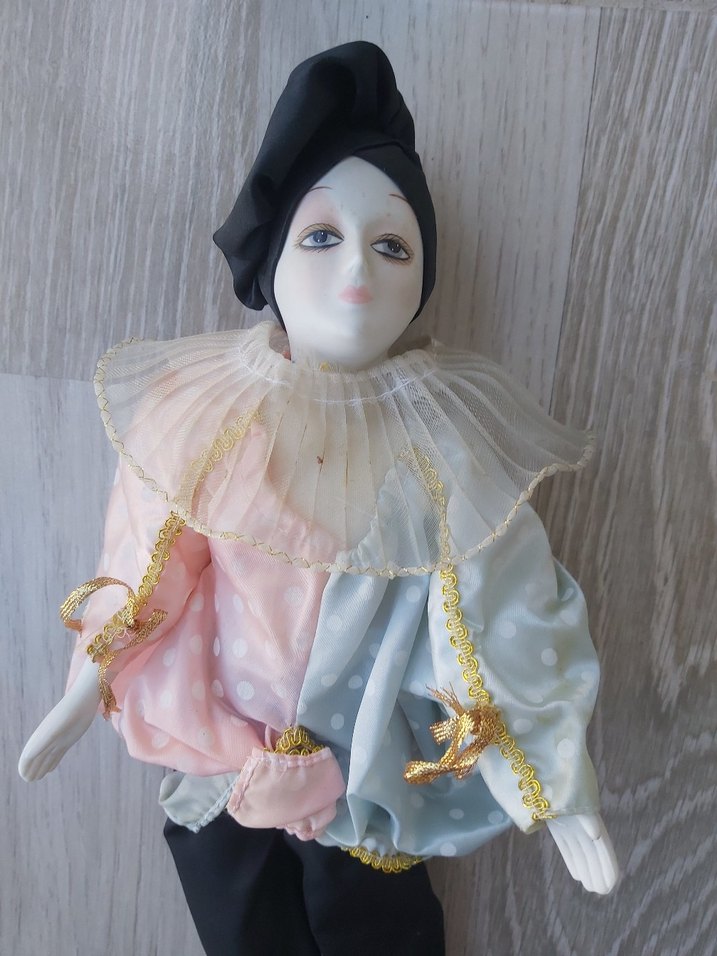 Pastel Renkli Beyaz Figürin - Görsel 2