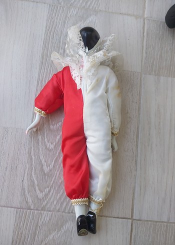 Dantel Yaka Detaylı Beyaz Gri Figürin - Görsel 5