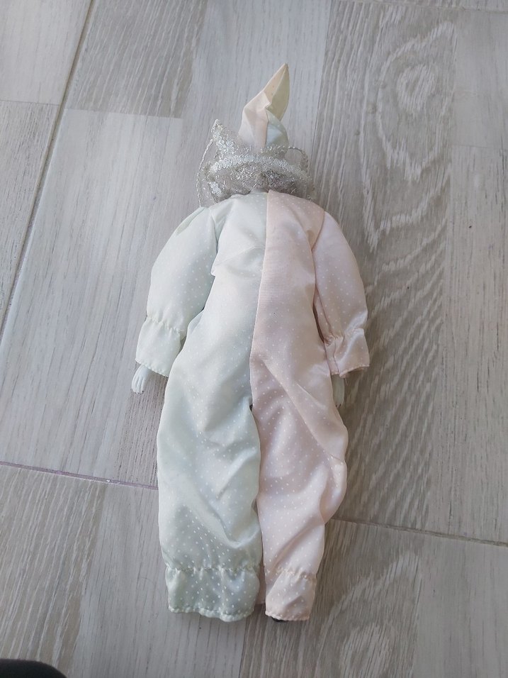 Beyaz Pastel Renkli Palyaço Figürin - Görsel 4