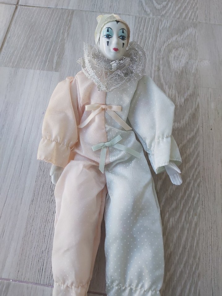 Beyaz Pastel Renkli Palyaço Figürin - Görsel 2