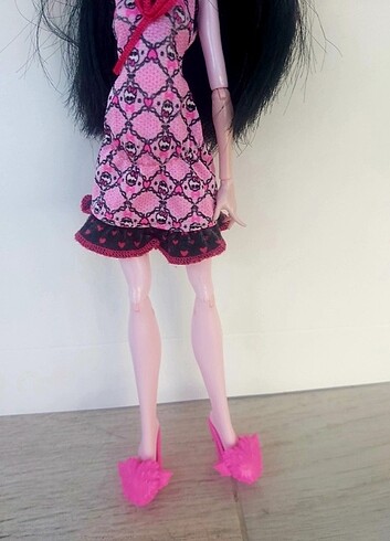  Beden Monster high draculara